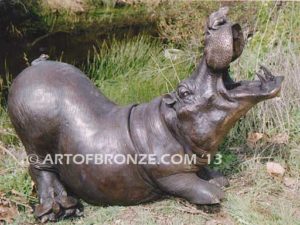 Hippo & Frog Outdoor heroic bronze African hippo statue for outdoor display