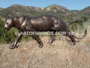 Mountain Guardian high-quality bronze cast outdoor monumental cougar sculpture for public display