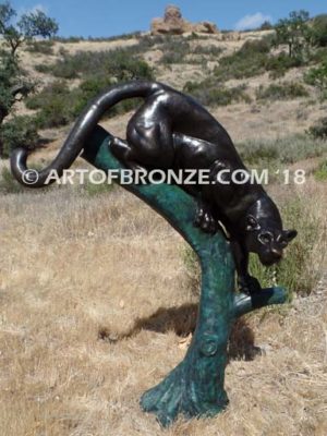 Mountain Lion high-quality bronze cast outdoor monumental cougar sculpture for public display