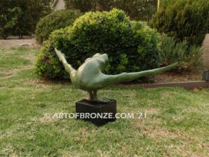 Frog Legs sculpture of green frog cast into bronze for outdoor and garden display