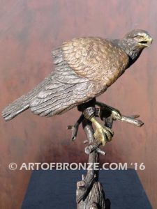 Special Quality bronze hawk sculpture for home or office decor