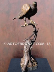 Special Quality bronze hawk sculpture for home or office decor