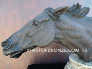 In the Lead Gift or trophy award sculpture bust of thoroughbred stallion horse