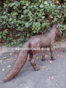 Alert bronze mascot fox sculpture for gallery, art in public places or school mascot