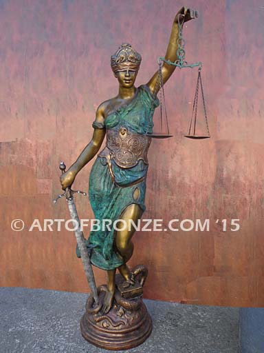 blind justice statue