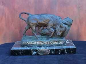 Fighting Bull and Bear of Wallstreet bronze sculpture after Isadore Bonheur