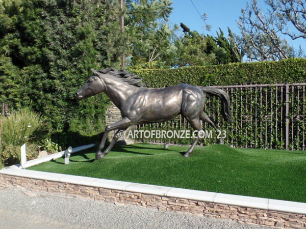 Finish Line bronze statue of galloping thoroughbred horse bronze statue for ranch or equestrian center