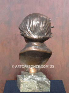 Mark Twain bronze statue lifelike bust of famous author