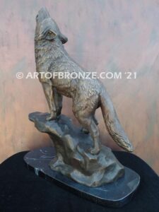 Howling Wolf indoor north American wildlife bronze sculpture artwork