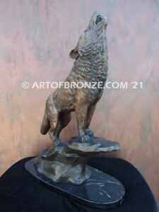 Howling Wolf indoor north American wildlife bronze sculpture artwork