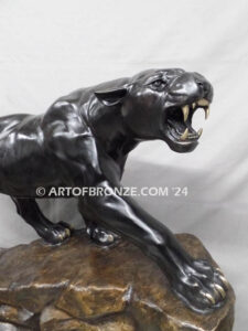 Fierce Guardian high quality bronze cast outdoor walking sculpture for zoo, park, school mascot