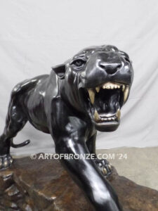 Fierce Guardian high quality bronze cast outdoor walking sculpture for zoo, park, school mascot